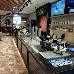 Pukka Otel